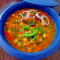 ANJANA GUPTA का कुकस्नैप जब उन्होंने स्ट्रीट स्टाइल छोला (Street style chola recipe in Hindi) बनाया था।
