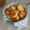 Mónika Szeberényi Cooksnap-ja, amikor elkészítette a(z) Pihe puha sajtos-burgonyás pogácsa receptet.