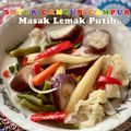 Cooksnap Sesimple Loralin semasa beliau membuat 🍆Masak Lemak Putih Terung.