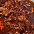 Cooksnap MocQue semasa beliau membuat Daging Masak Kicap.