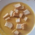 Mónika Szoboszlai Cooksnap-ja, amikor elkészítette a(z) Sütőtökkrémleves receptet.