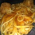 El cooksnap de Floor Toledo cuando hizo Fideos de arroz con chorizos a la pomarola.