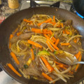 El cooksnap de Carolina Díaz García cuando hizo Chop Suey de Ternera (Salteado de verduras con ternera).