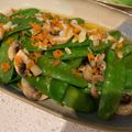 Hsieh Apple 的 巴西蘑菇炒甜豆 cooksnap