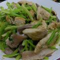 胡搞瞎搞家常料理 的 芹菜炒鯊魚 cooksnap