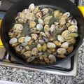 El cooksnap de maria pilar martinez garcia cuando hizo Almejas al Vino Blanco.