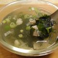 黑皮白牙 的 超簡單「滾湯」～紫菜蛋花肉碎湯 cooksnap