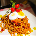 El cooksnap de Zaida TC @alquimiasfood cuando hizo Tallarines a la boloñesa con huevo duro y flor de tomate cherry.