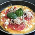 Cooksnap από 🧁 Έλενα 🧁 Ζερβού 🧁 στη συνταγή Ομελέτα 🍳 με πατάτα 🥔, λουκάνικα, πιπεριά 🌶️ και τυρί 🧀