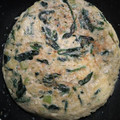 El cooksnap de bruixacoloraina cuando hizo Tortilla de espinacas y calabacín con ajos tiernos.
