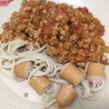รูป Cooksnap ของ Yuyui Dechpokasup เมื่อเขาทำ สปาเก็ตตี้ซอสมะเขือเทศหมูสับ