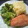 Cooksnap dari sissysaraswati untuk resep Pan-fried Salmon with Steamed Broccoli and Mashed Potatoes