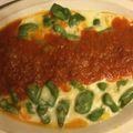 El cooksnap de Paula1960 cuando hizo Ñoquis de espinaca con salsa de tomates cubeteados, verdeo y crema.