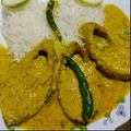 Swati Ganguly Chatterjee 's cooksnap of when they made সর্ষে নারকেল দিয়ে ইলিশ ভাপা(sorshe narkel diye illish bhapa recipe in Bengali).