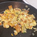 El cooksnap de Ferdi Aguilera cuando hizo Huevos a la mexicana con tortilla.