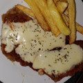 El cooksnap de mary rodriguez cuando hizo Milanesa napolitana, tomate y papas fritas.🙌.