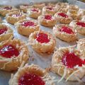 Cooksnap dari Yati Armada untuk resep Thumbprint selai Strawberry