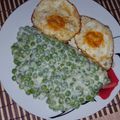 Kémeri Beácska Cooksnap-ja, amikor elkészítette a(z) Borsófőzelék tükörtojással receptet.
