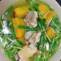 Cooksnap của Rose Truong khi họ làm theo món Canh bí đỏ hầm xương