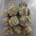 Ushma Malkan's cooksnap of when they made Healthy dates,dry fruits and coconut laddu.
