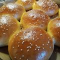 Vargáné Kőrösi Viktória 🎨 Cooksnap-ja, amikor elkészítette a(z) Hamburger zsemle receptet.