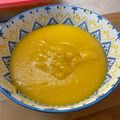 El cooksnap de Carolaentretelas cuando hizo Crema de calabaza, patata y manzana.