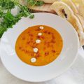 Cooksnap Świat Na Widelcu z czasów, kiedy przygotował Krem z dyni|puder z szynki szwarcwaldzkiej|oliwa pietruszkowa.