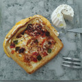 El cooksnap de Olga Sienra cuando hizo Tostada de queso y pimiento verde.