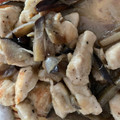El cooksnap de Laura No Se cuando hizo Pechuga de pollo a la cerveza con cebolla y berenjena.
