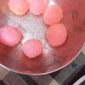 Meera ahuja का कुकस्नैप जब उन्होंने कुकर में बनी रासो-गुल्ला बंगाली मिठाई(COOKER ME BANI RASGULLA REICPE IN HINDI) बनाया था।