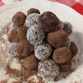 El cooksnap de El huevo cocinero cuando hizo Trufas de chocolate y leche condensada 🍯con choco-coco.