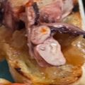 El cooksnap de minoa cuando hizo Tosta de pulpo y cebolla caramelizada.