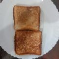 Ankita shrivastav का कुकस्नैप जब उन्होंने चीज़ी प्याज़ आलू सैंडविच (tazi pyaz aloo sandwich recipe in Hindi) बनाया था।