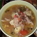 Cooksnap Dᴇ'ᴀɴɴᴀ semasa beliau membuat Sup Kaki Ayam ala Thai.