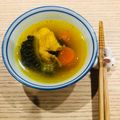 Grace Kuan 的 薑黃苦瓜排骨湯 cooksnap