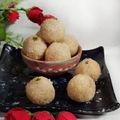 Chanda shrawan Keshri का कुकस्नैप जब उन्होंने नारियल मावा लडू (nariyal mawa ladoo recipe in Hindi) बनाया था।