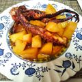 Cooksnap από Cleopatra στη συνταγή Μοναστηριακό χταποδάκι στη γάστρα με πατατούλες