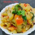 Madhu Jain का कुकस्नैप जब उन्होंने सात्विक जूसी लौकी टमाटर की सब्जी बनाया था।