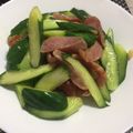 A May 的家常菜 的 台式香腸炒小黃瓜 cooksnap