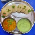 Seema gupta का कुकस्नैप जब उन्होंने सूजी इडली (sooji idli recipe in Hindi) बनाया था।