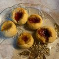 Cooksnap από Maria Dimakopoulou στη συνταγή Βουτυρένια μπισκότα με μαρμελάδα
