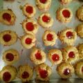 Cooksnap dari Lily Yusnita untuk resep Cheese Strawberry Thumbprint Cookies