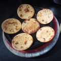 Noopur Alok Vaishnav 's cooksnap of when they made મલ્ટીગ્રેઈન બિસ્કીટ ભાખરી (Multigrain Biscuit Bhakhri Recipe In Gujarati).
