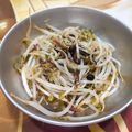 潘俊霖的(簡單料理) 的 韭菜豆芽菜 cooksnap
