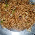 Aarya का कुकस्नैप जब उन्होंने हक्का वेजीज नूडल्स विथ मसाला ए मैजिक(hakka noodles with masala e magic recipe in hindi) बनाया था।