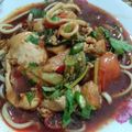Cooksnap Aza Aaj semasa beliau membuat Mi Hailam.