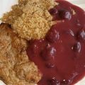 Borostyán Cooksnap-ja, amikor elkészítette a(z) Gyümölcsszósz, pirított darával és sült hússal receptet.