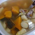 藍海冰心 的 南瓜茭白筍排骨湯 cooksnap