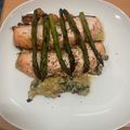 El cooksnap de Isaac jorge canfalionieri cuando hizo Salmón al horno con espárragos sobre cama de espinacas a la crema.