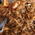 Cooksnap Nasuha semasa beliau membuat Kuey Teow Goreng Simple.